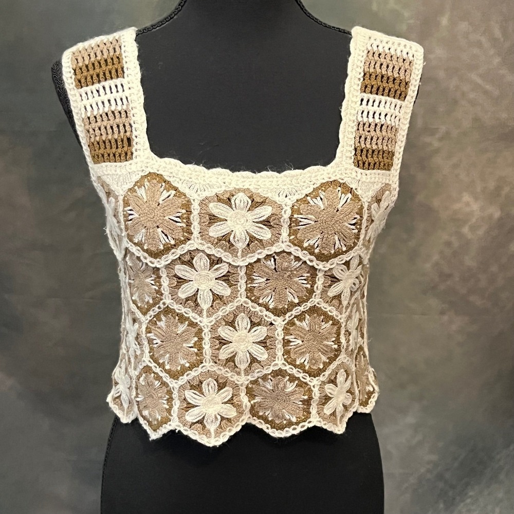 REBELLION AGAIN Crochet Hexagon Floral Tank Top XS‎ White Brown